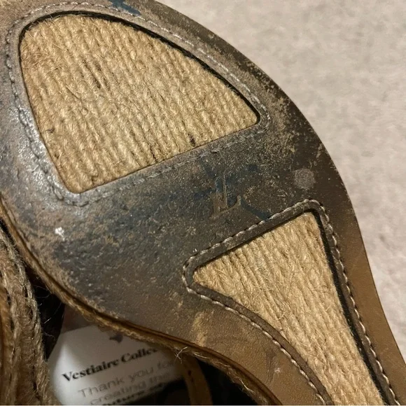 Authentic LV sandals Size 36.5 - Picture 4 of 9